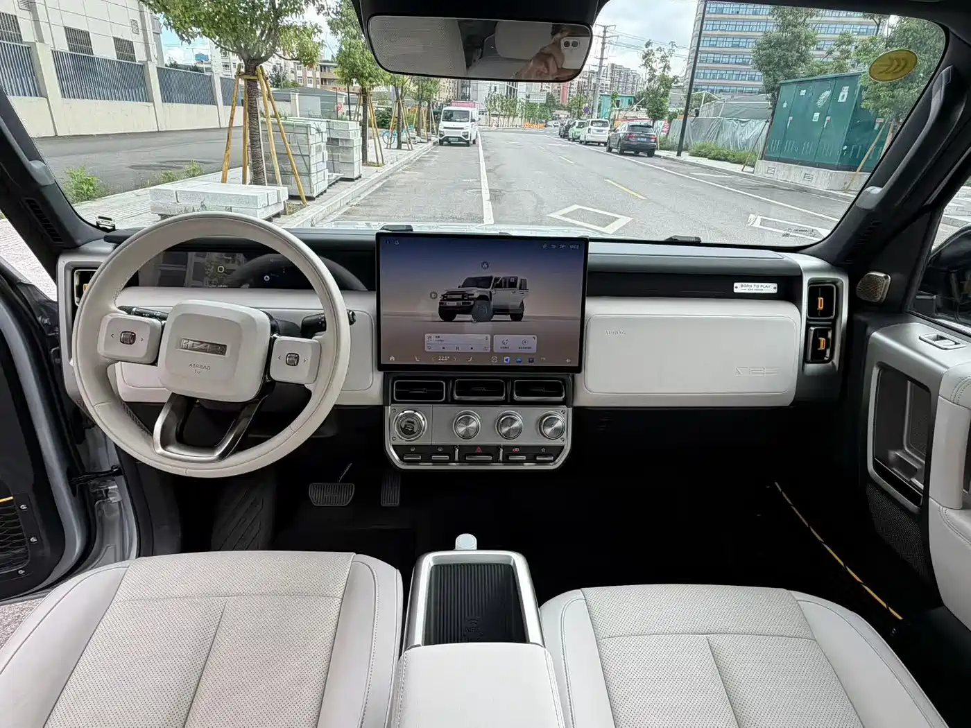 iCAR V23 2025 2025 FWD Premium Model