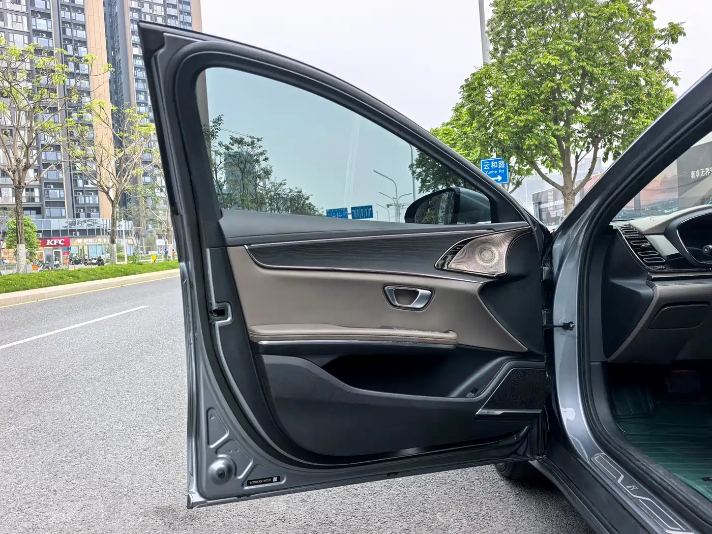BYD HAN