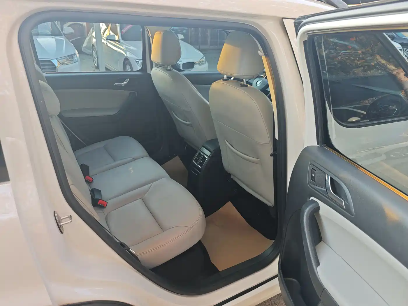 Škoda Yeti 2017 TSI280 DSG Advance фото 8