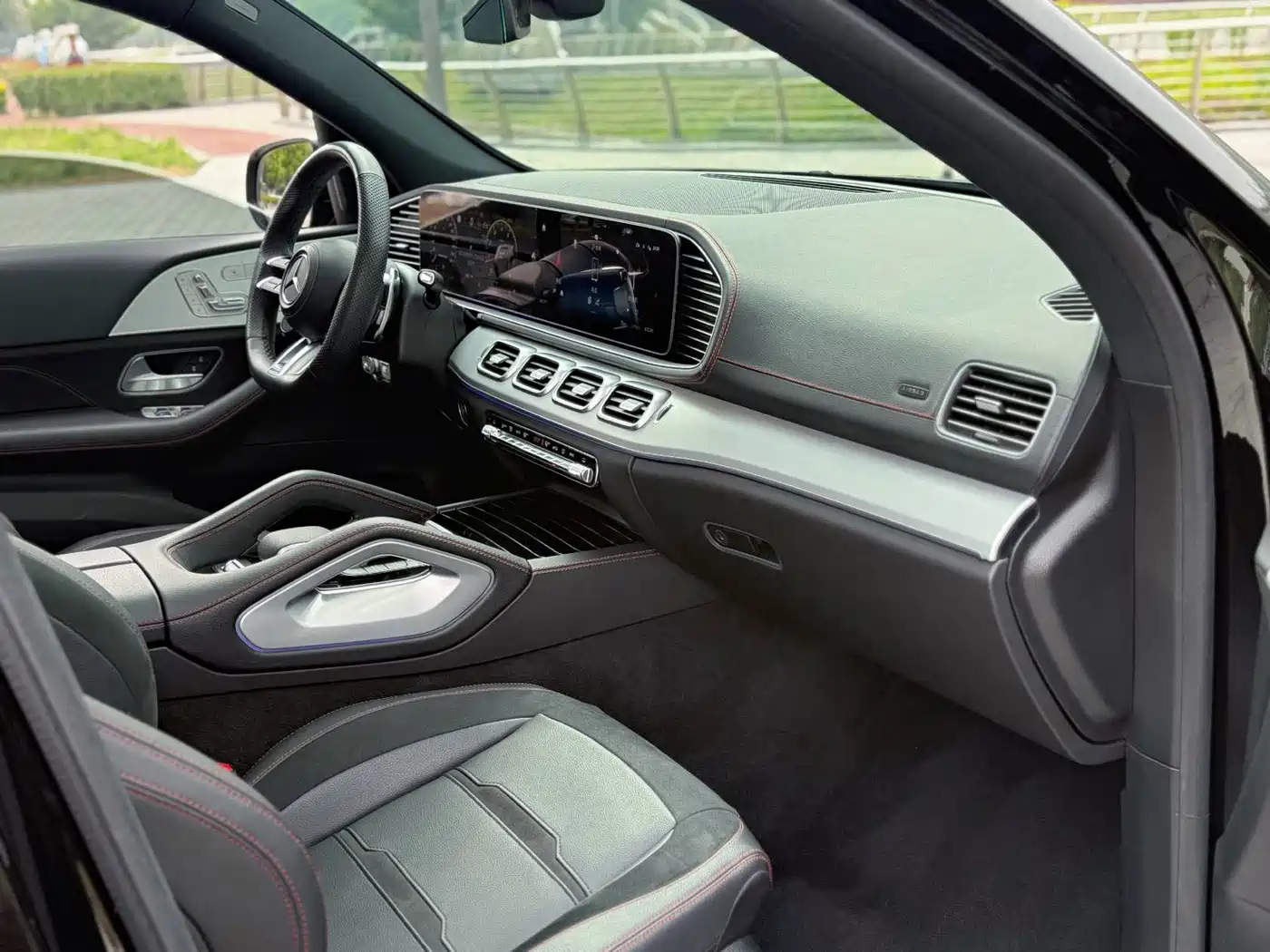 Mercedes-Benz GLE AMG 2024 AMG GLE 53 4MATIC+ фото 9