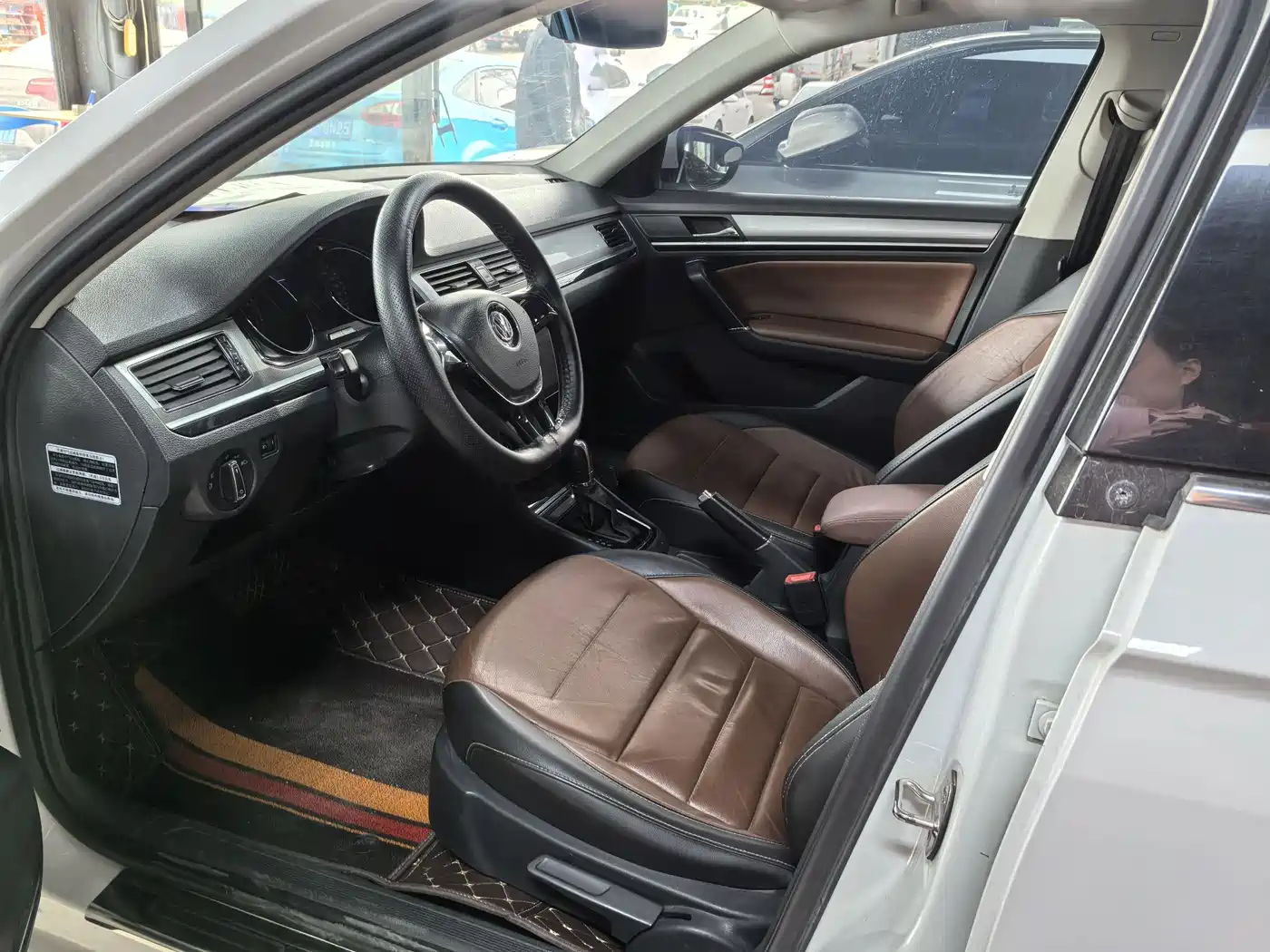Volkswagen Bora 2016 Model 1.6L Automatic Comfort фото 7