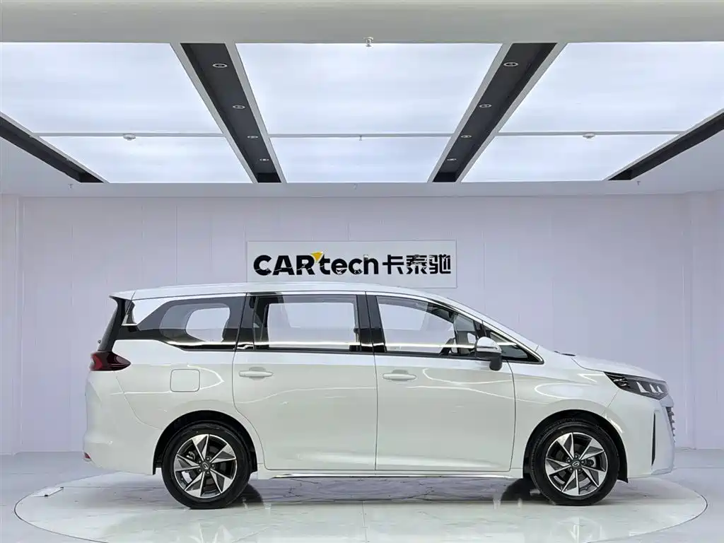 GAC Trumpchi Trumpchi M6 2025 Basic Model фото 6