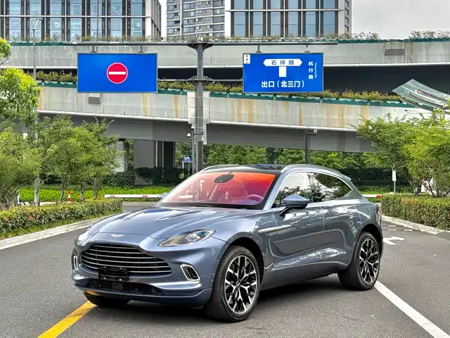  Aston Martin Aston Martin DBX 2021 4.0T V8 Silk Road Splendor