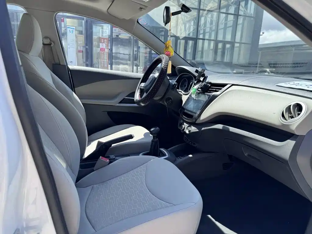 Chevrolet Sail 2017 2016 Sail 3 1.3L Manual Comfort Sunroof Edition