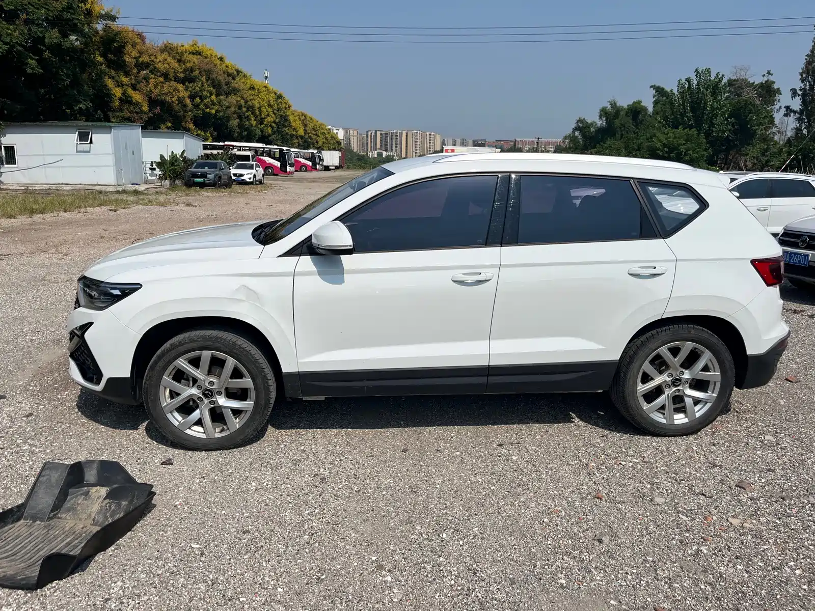 Photo 2 - Jetta VS5