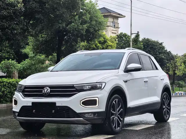 Volkswagen T-Roc 280TSI DSG, моноприводный, Comfort, PLUS