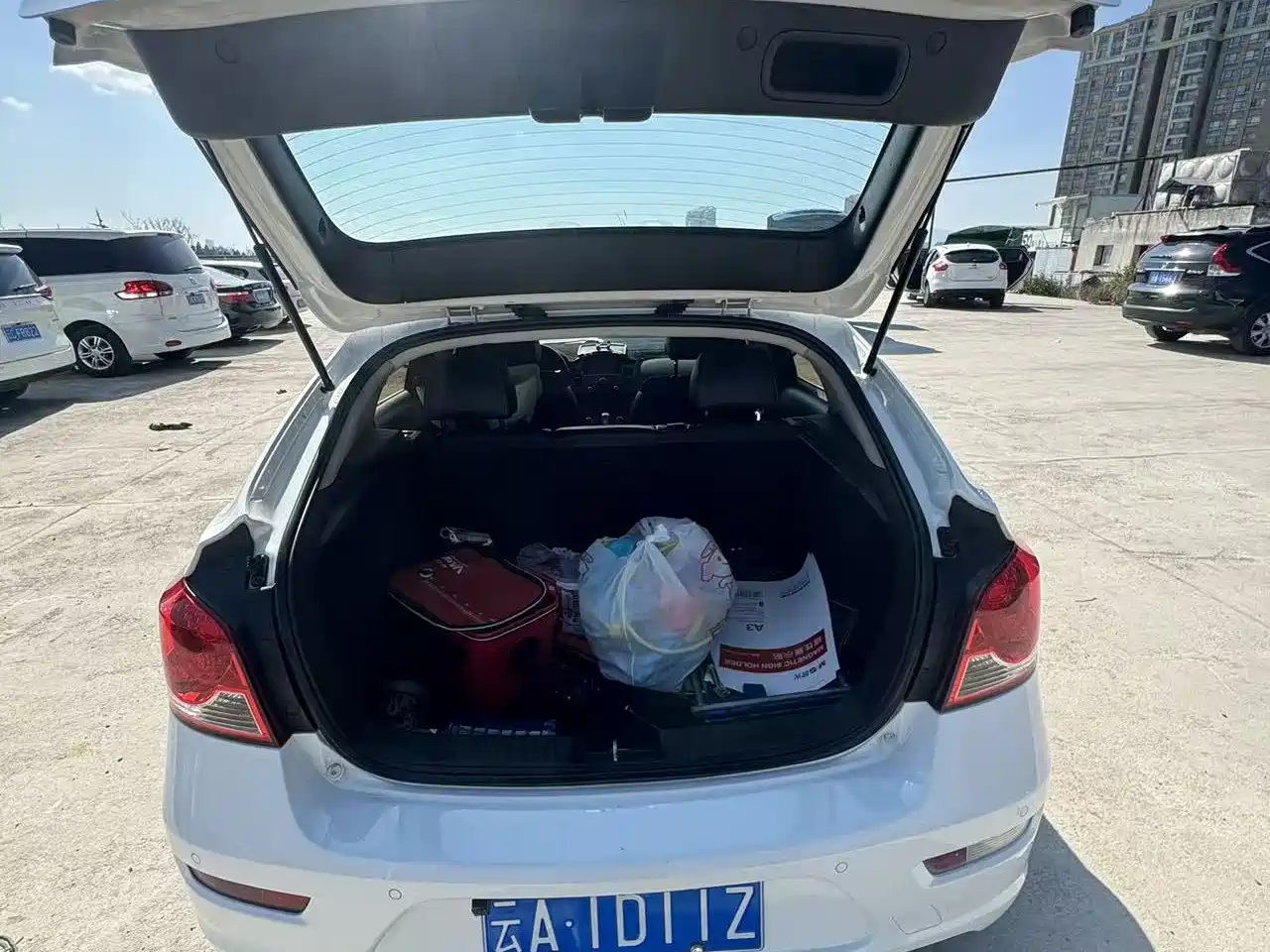 Chevrolet Cruze 2013 Hatchback 1.6T Automatic Flagship фото 8