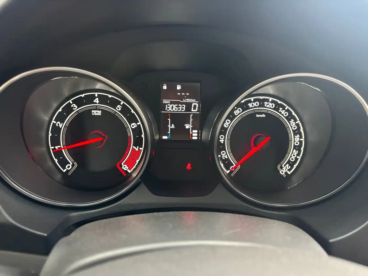 MG GT 2016 2016 Model 1.5L Automatic Premium Luxury Edition