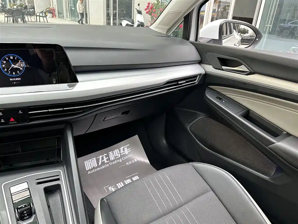 Volkswagen Golf 2021 280TSI DSG Pro фото 12
