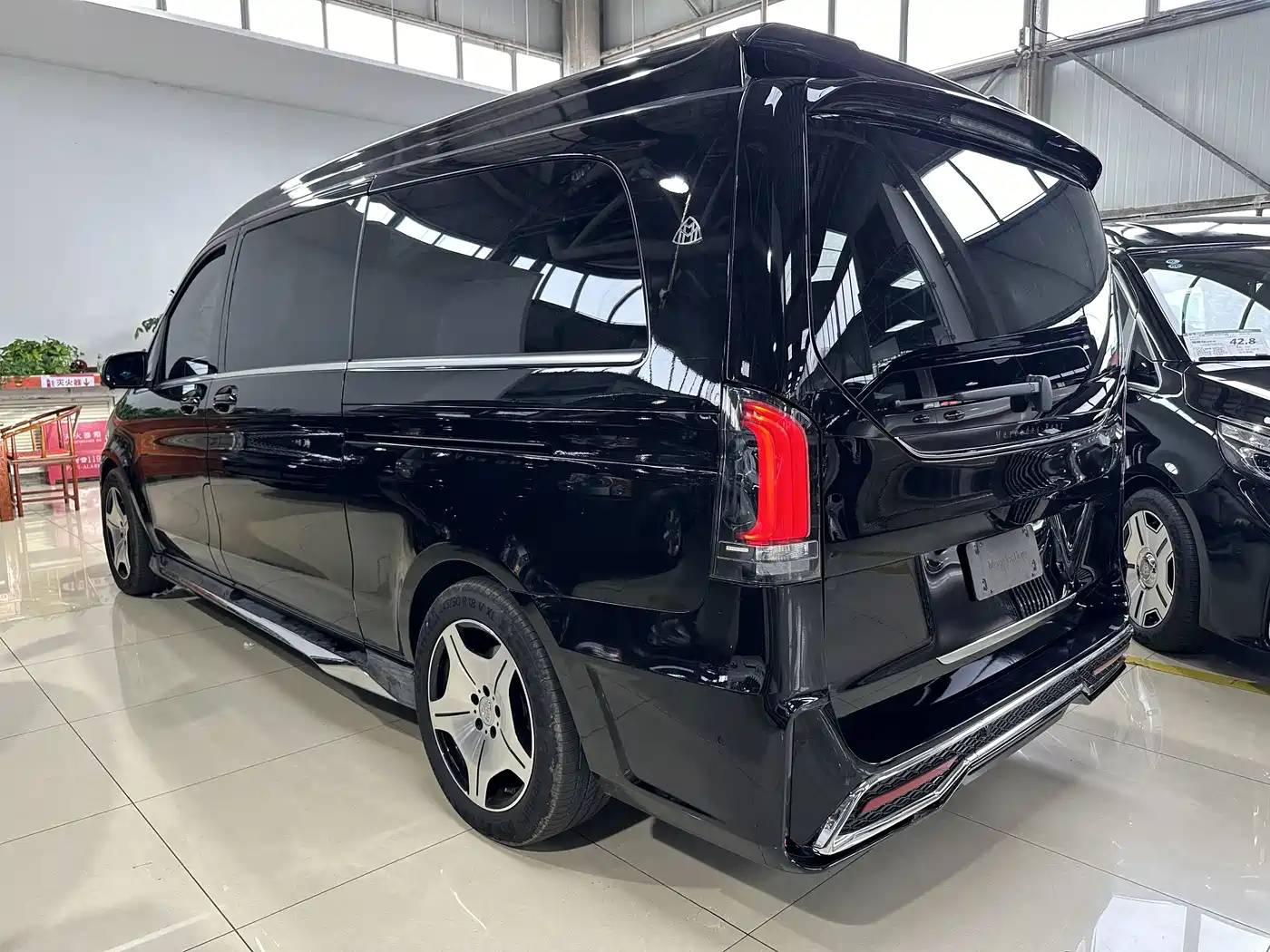 Mansory V-Class 2026 2025 MV680 Family Series