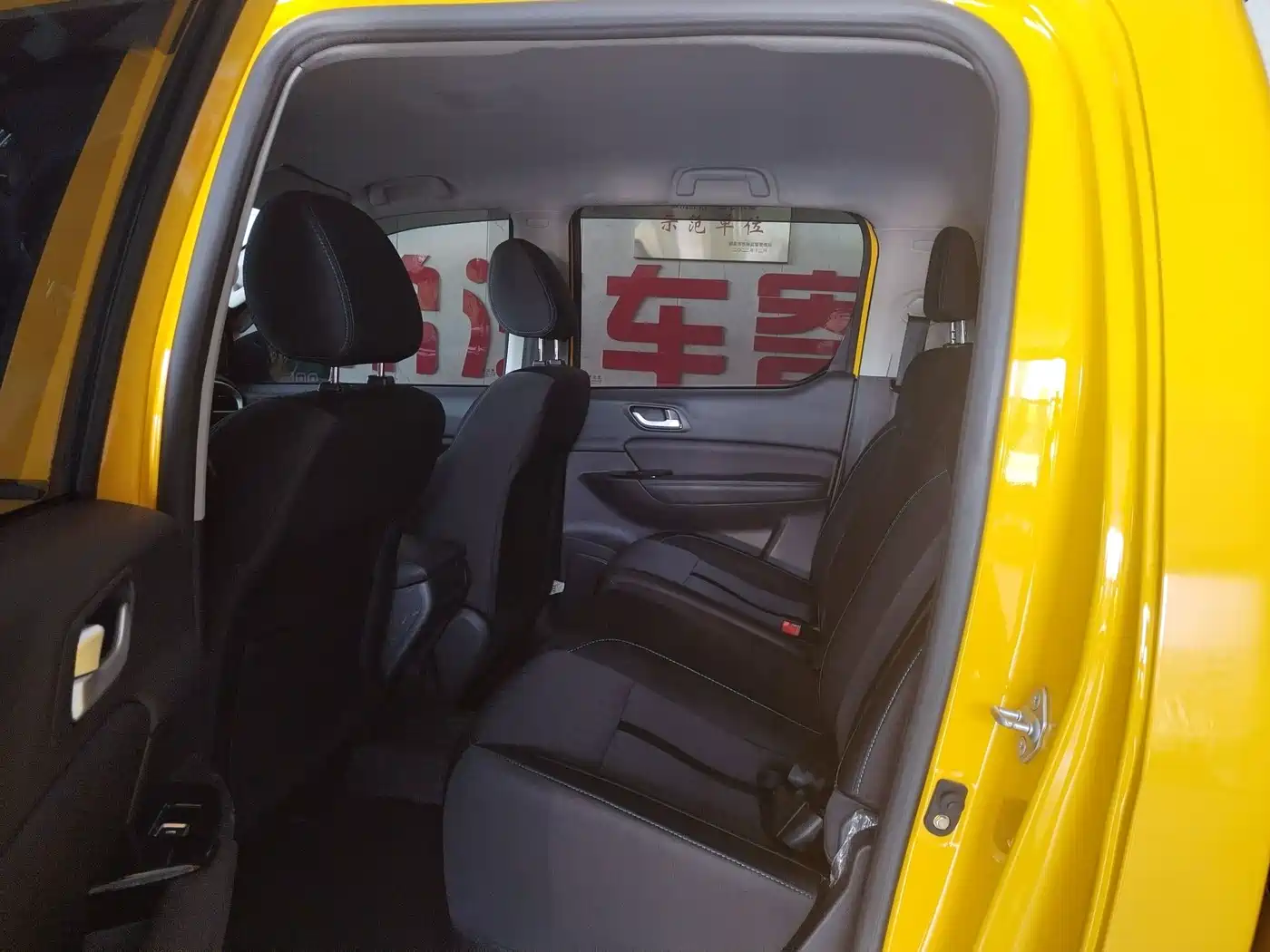Foton General F9 2025 2025 2.4 Petrol Manual 4WD Standard Wheelbase Elite