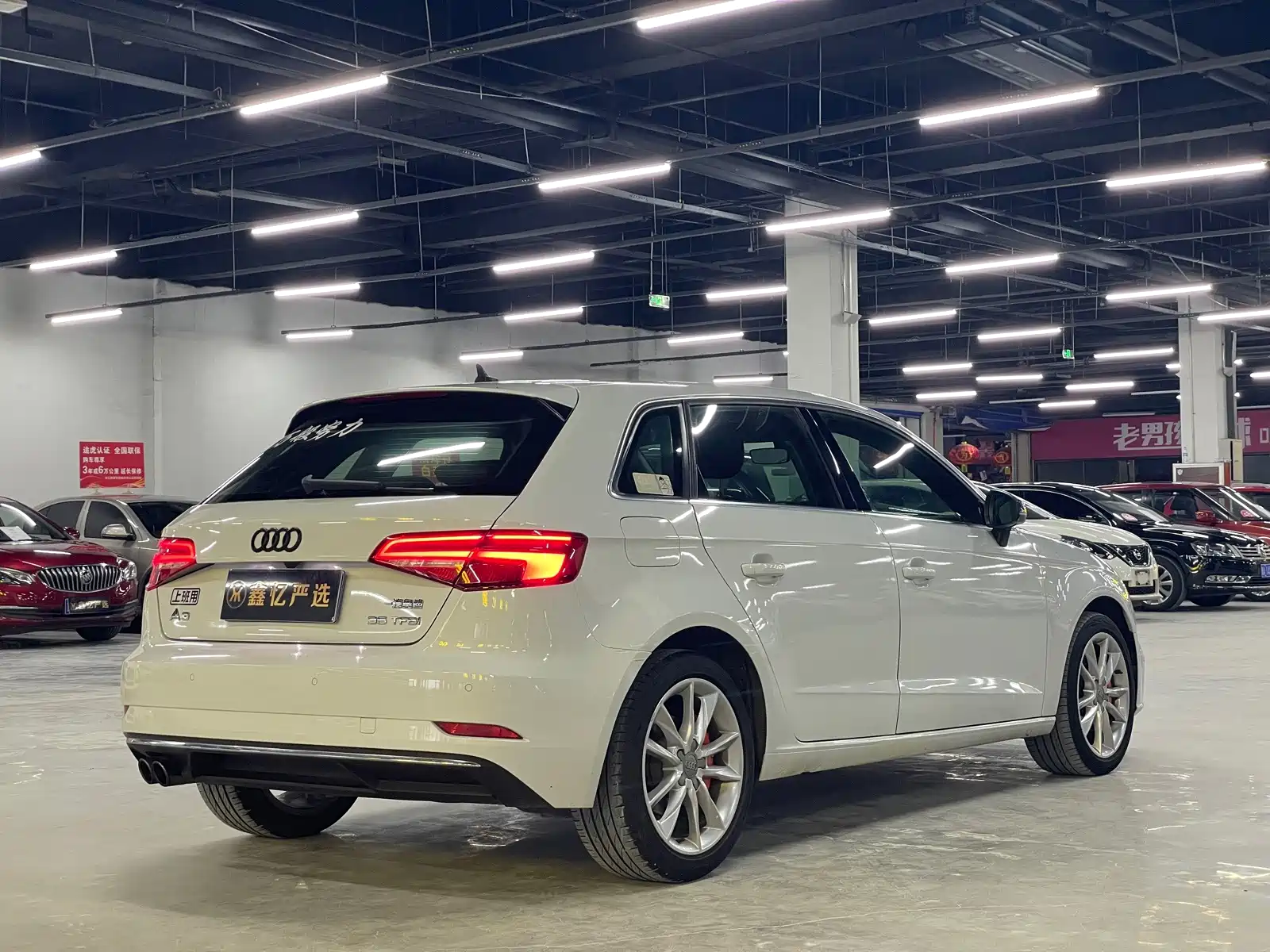 Photo 7 - Audi A3