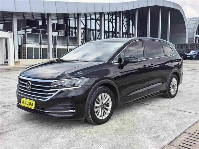 Volkswagen Viloran 2020 330TSI Business Edition — фото 1