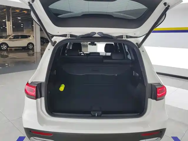 Mercedes-Benz GLB 2021 GLB 200 Dynamic — фото 4