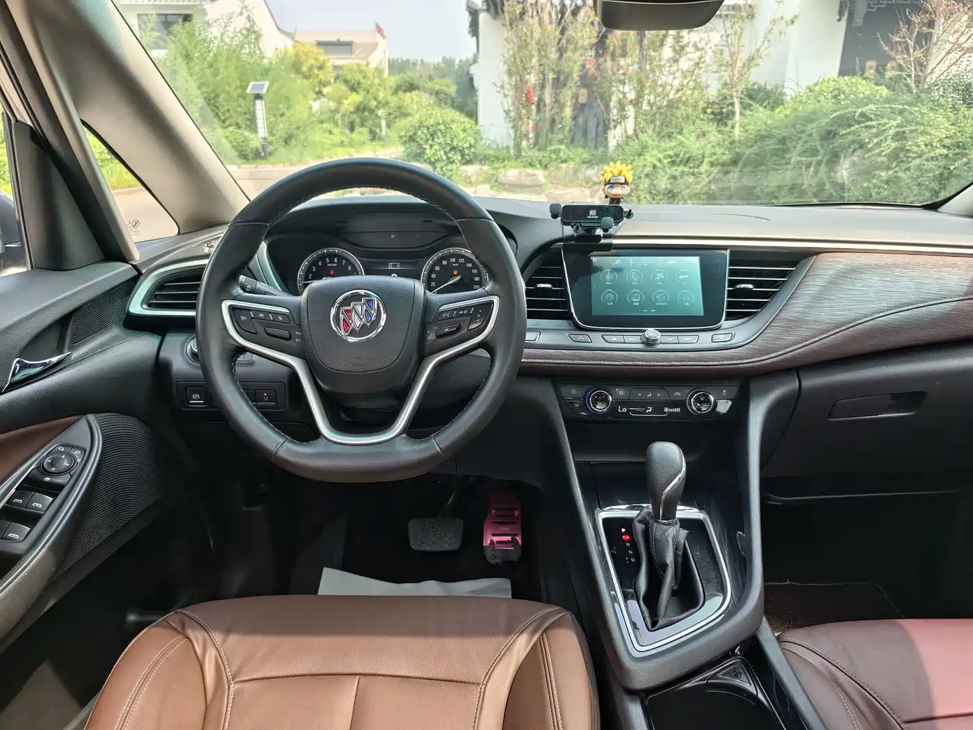 Фото 14 - Buick GL6