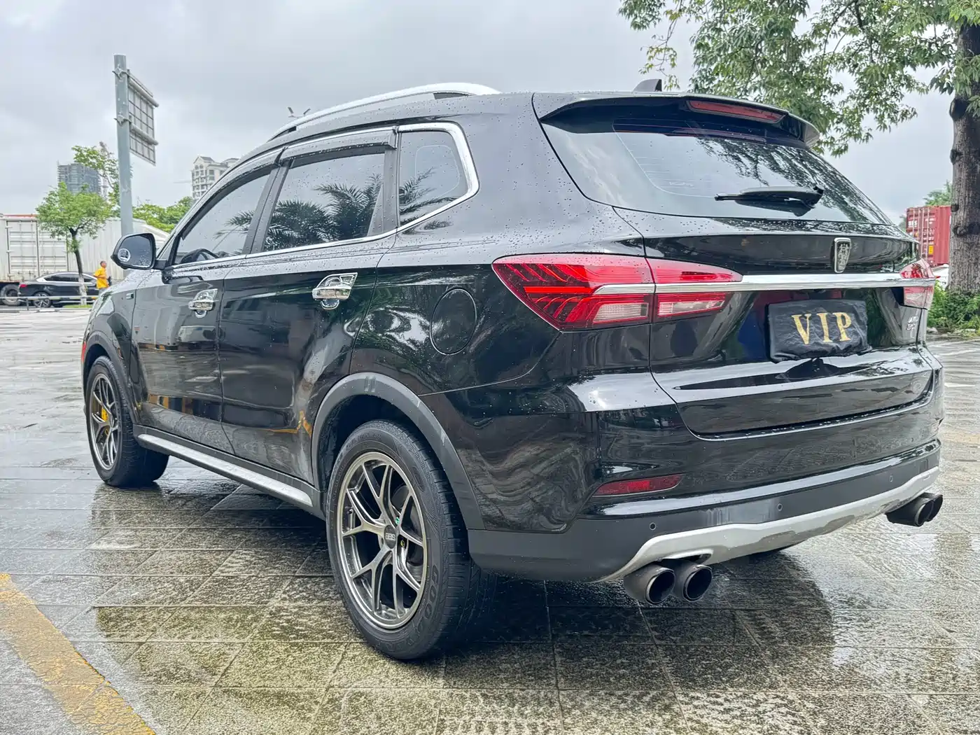 Roewe RX5 2017 2016 30T 4WD Automatic Internet Premium Edition