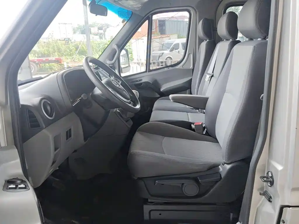 JAC Motors Star锐 2023 2022 2.0T Fuel King PLUS Express Edition Short Wheelbase 6-7 Seater HFC4DB3-2E4