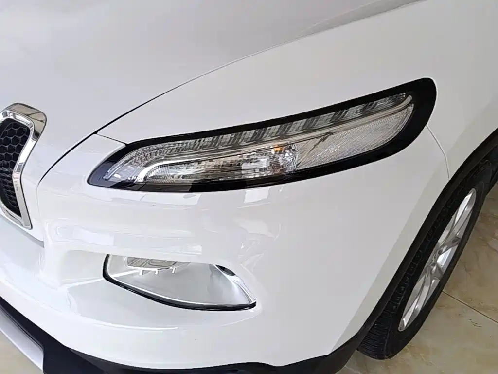 Jeep Cherokee 2018 2017 2.0L Superior Edition