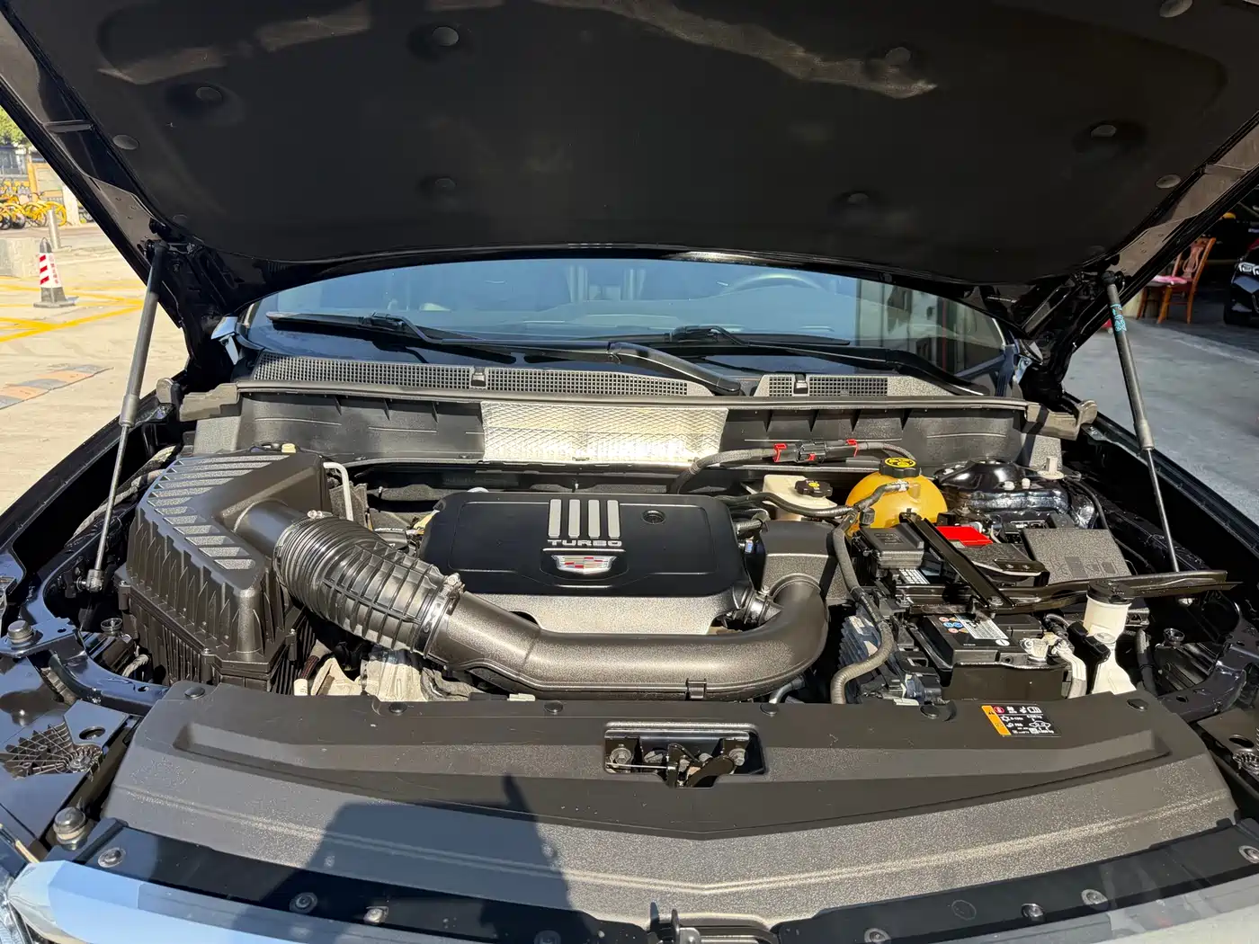 Cadillac XT6 2022 2.0T 6-Seater 4WD Luxury Edition фото 11