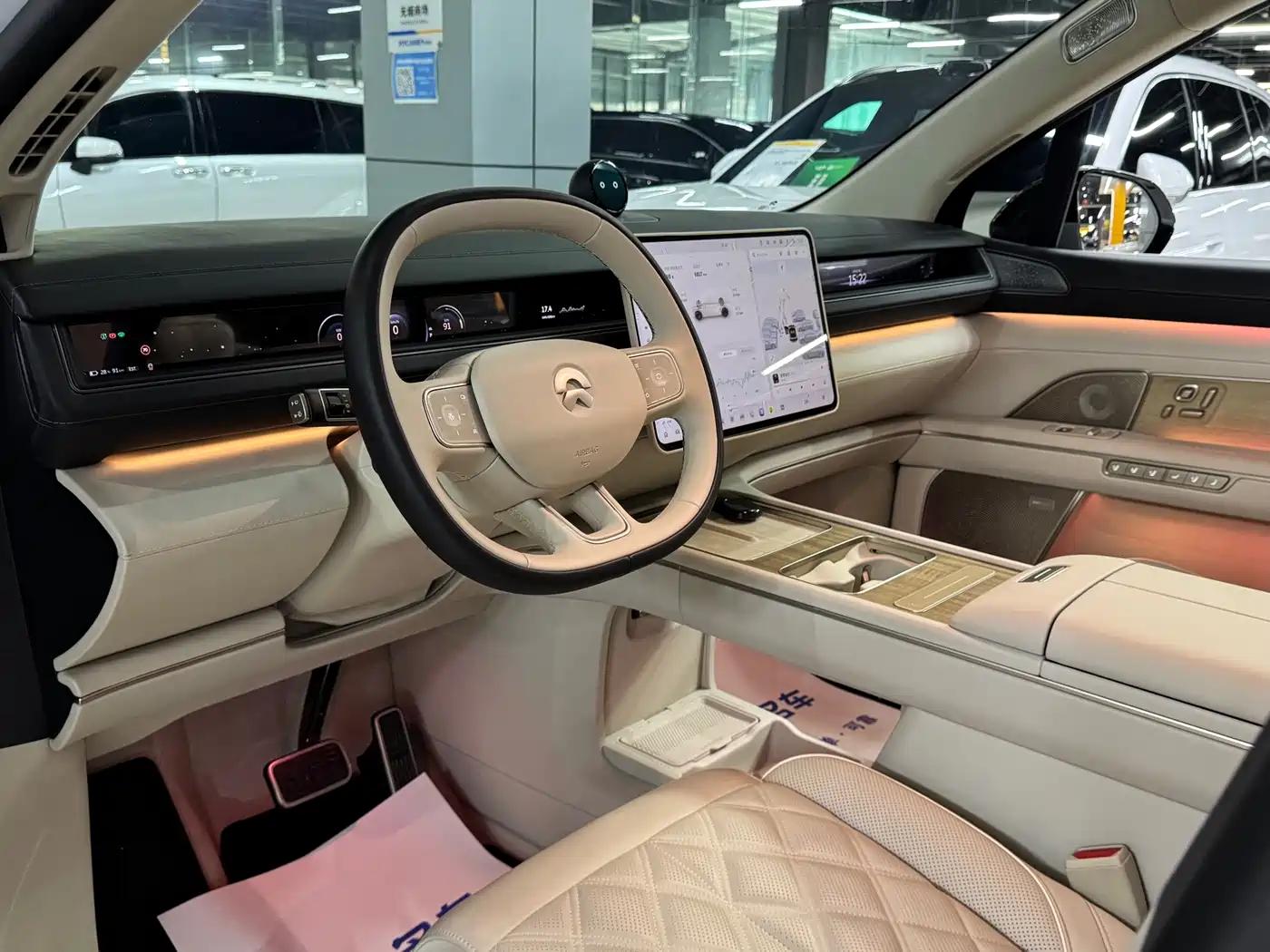 NIO ES8 2026 2025 Model 6-Seat Executive Luxury Edition