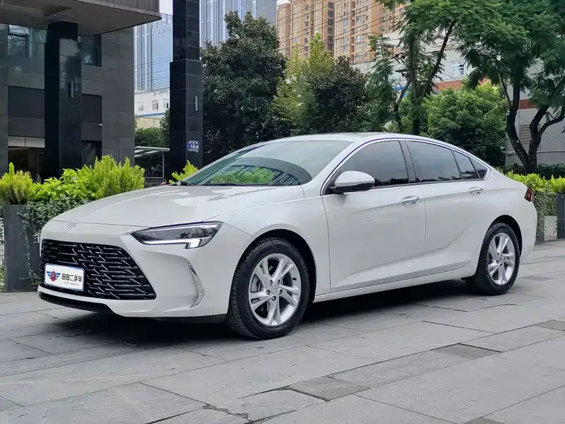 Buick Regal 25T Ultra Comfort Edition