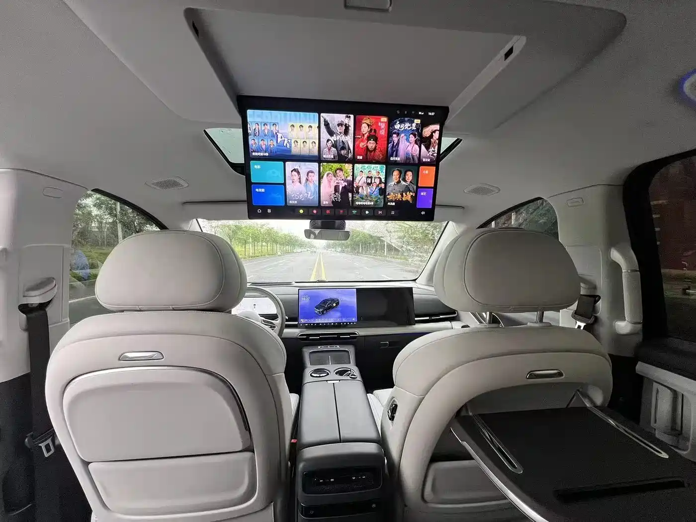 Voyah Auto Voyah Dreamer 2025 PHEV 4WD Kunpeng Premium Edition фото 5