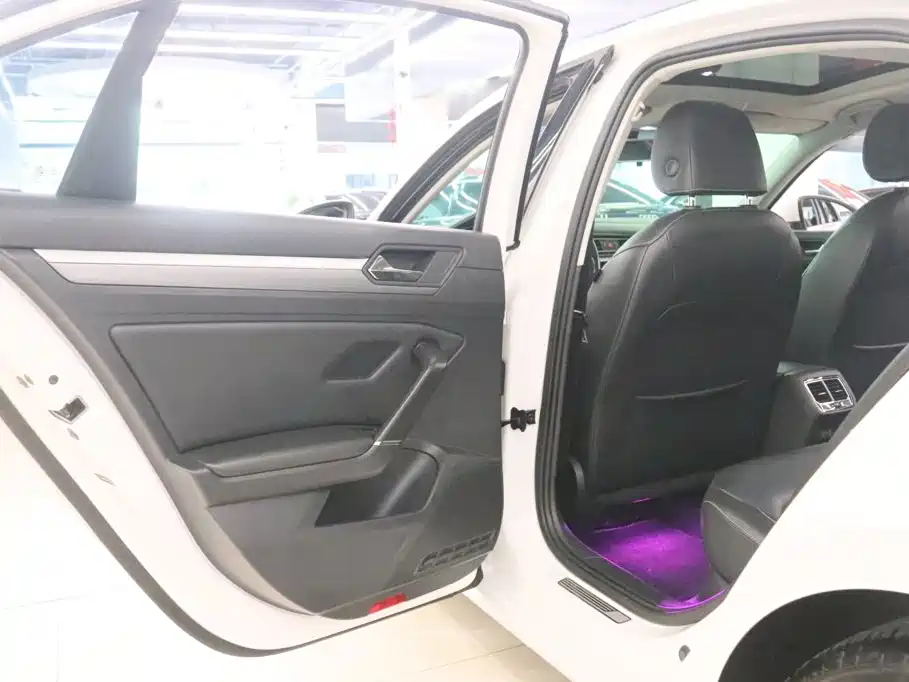 Volkswagen Lamando, миниатюра 15