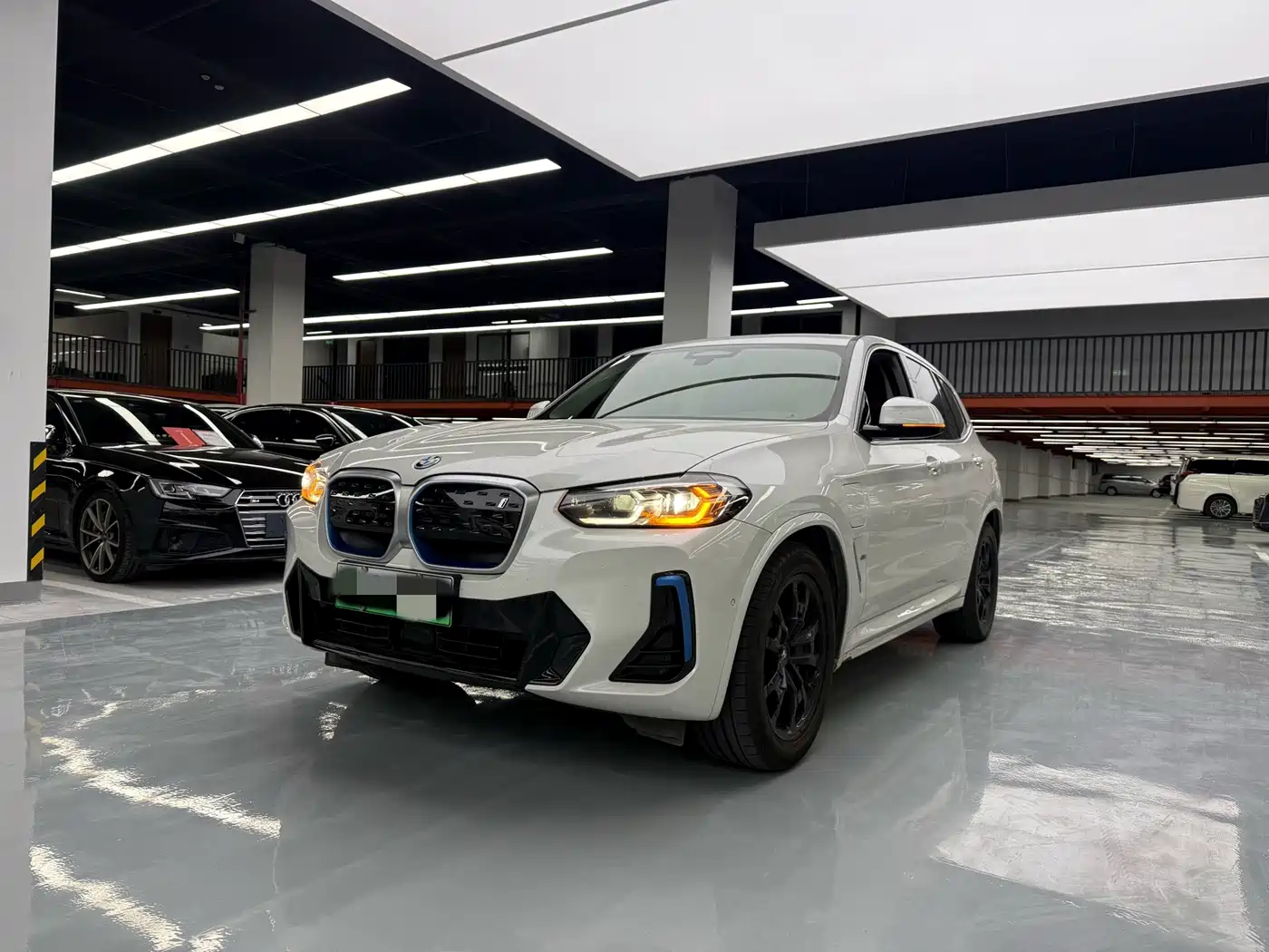 BMW iX3 2022