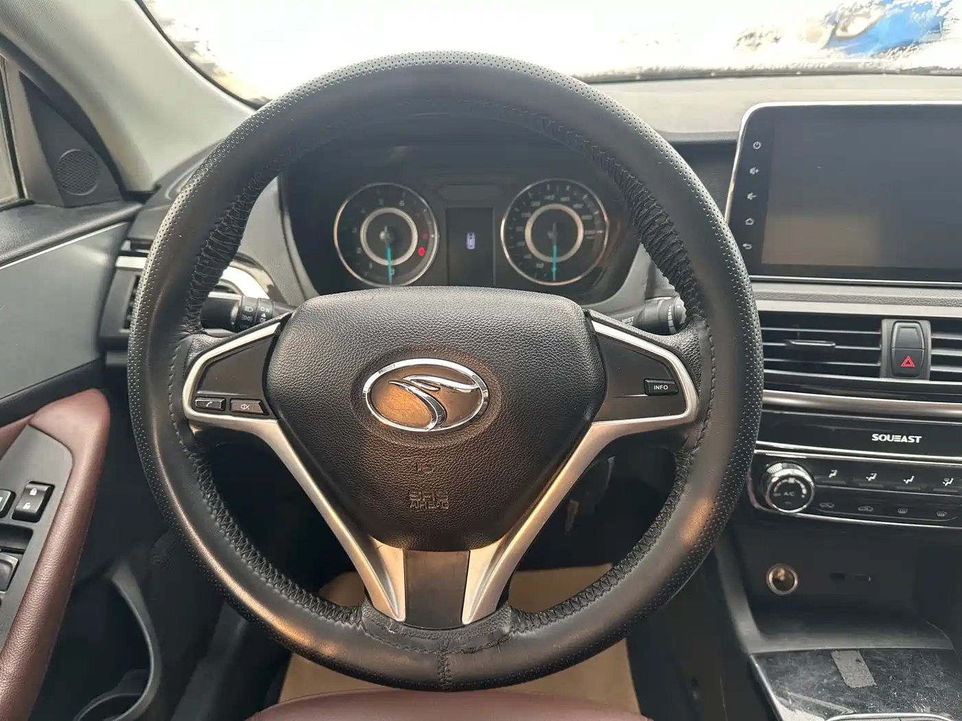 Soueast A5 Wing Dance 2019 2019 1.5L Manual Premium Edition China V