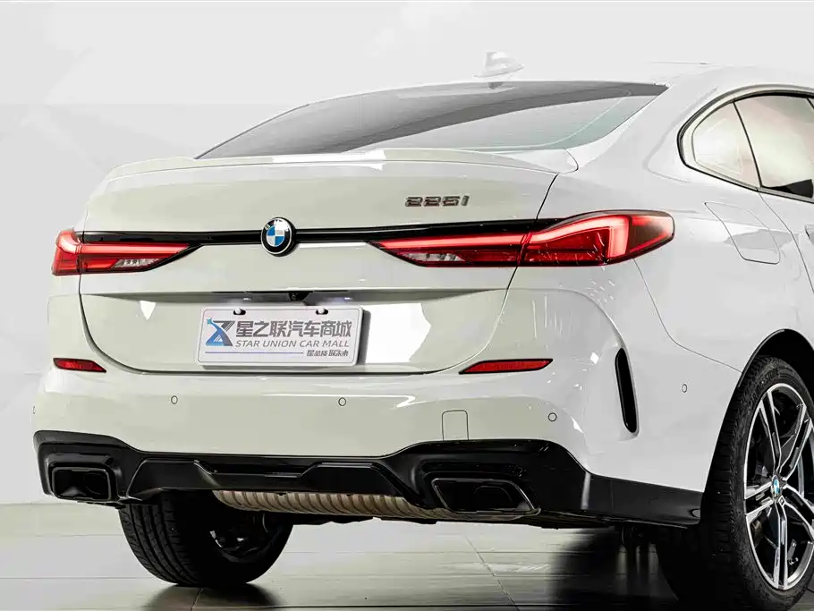 BMW 2 Series (Import) 2024 2023 225i 4-Door Coupe M Sport Shadowline Package