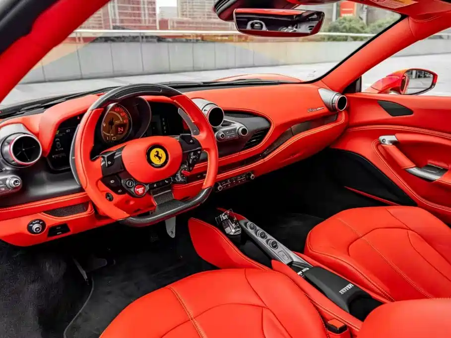 2023 Ferrari F8