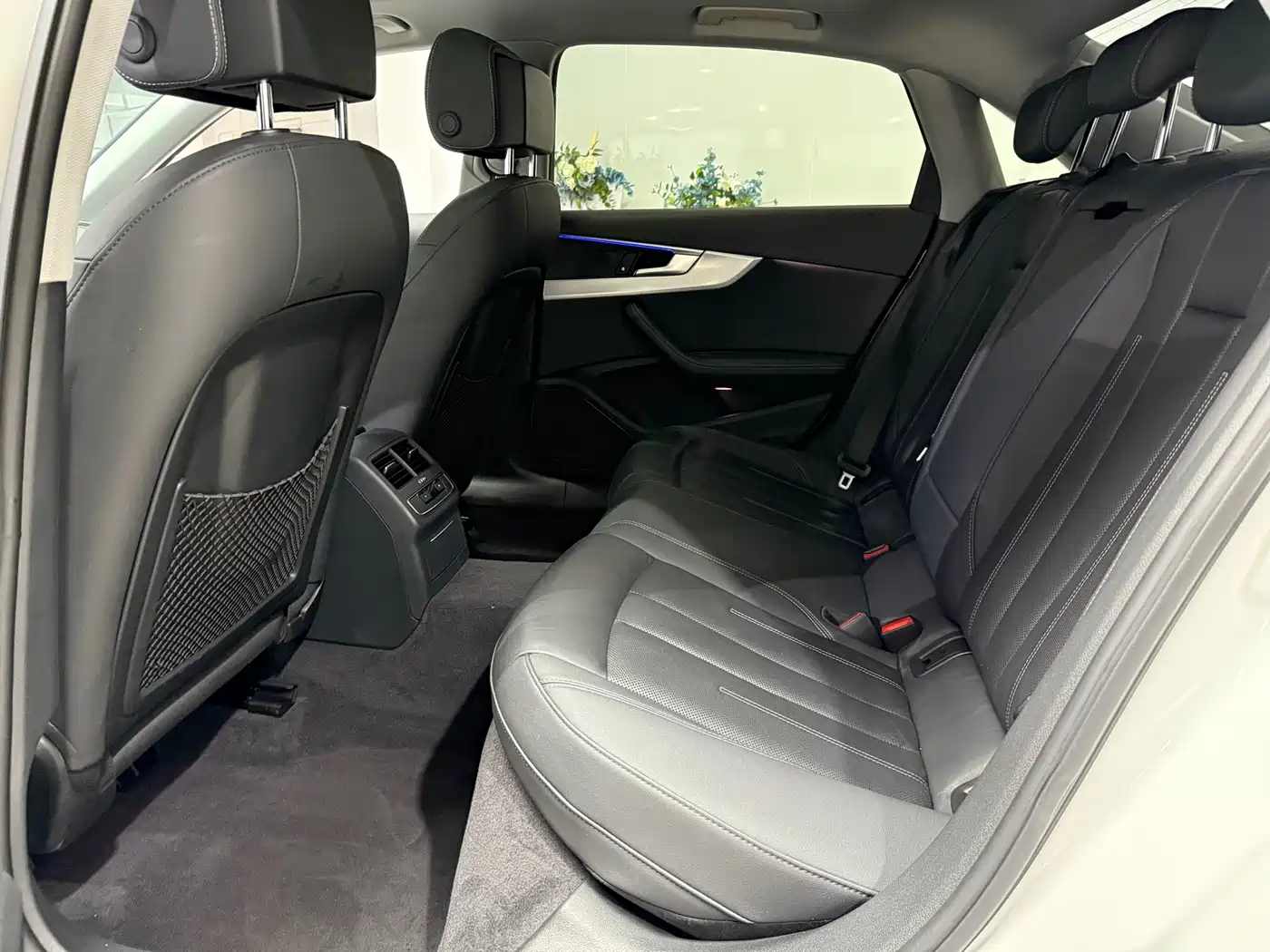 Audi A4L 2020 40 TFSI Luxury Elegance фото 10