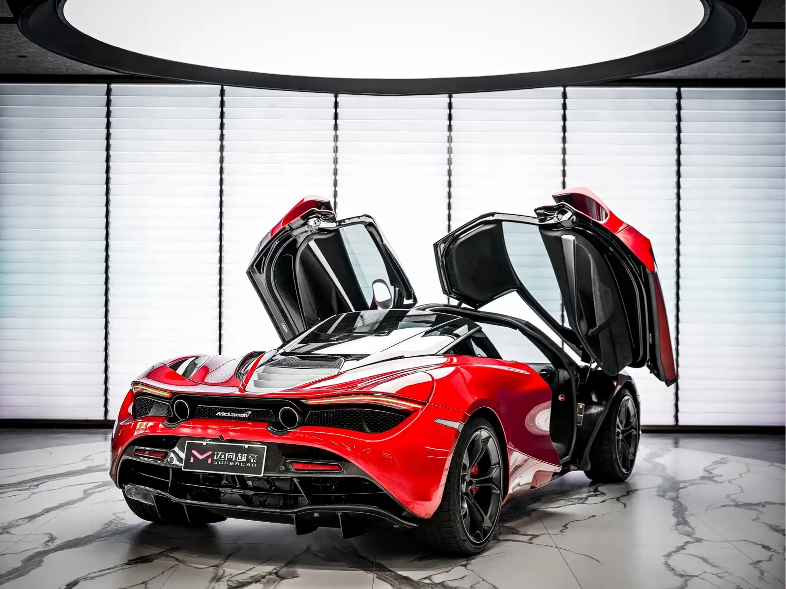 Фото 5 - McLaren 720S
