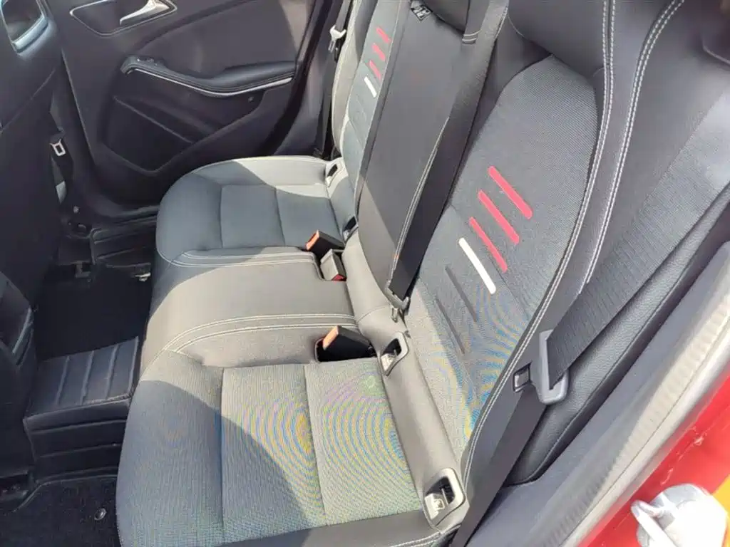 Mercedes-Benz A-Class (Import) 2018 A 200 Sport фото 13