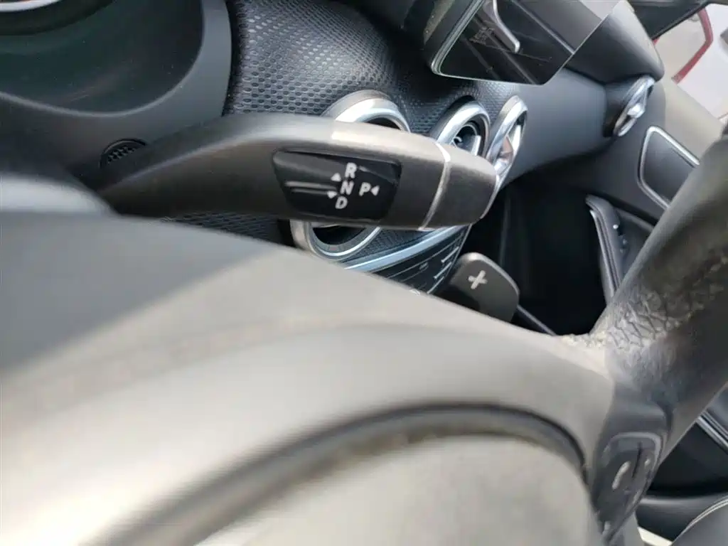 Mercedes-Benz A-Class (Import) 2018 A 200 Sport фото 10