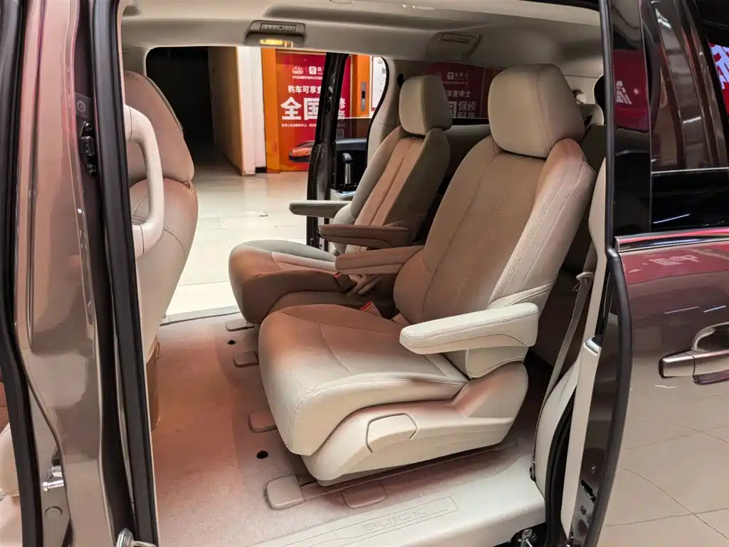 BUICK GL8