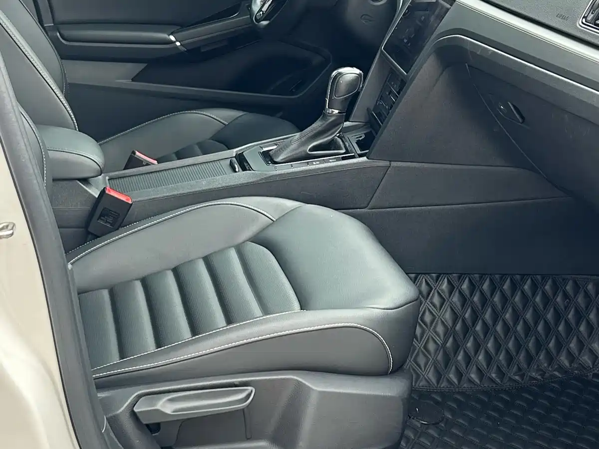 Volkswagen Lamando 2021 Facelift 280TSI DSG Comfort Edition фото 6
