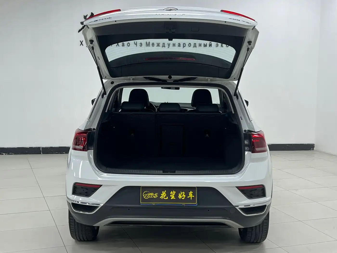 Volkswagen T-ROC 2022 280TSI DSG 2WD Elite PLUS фото 12