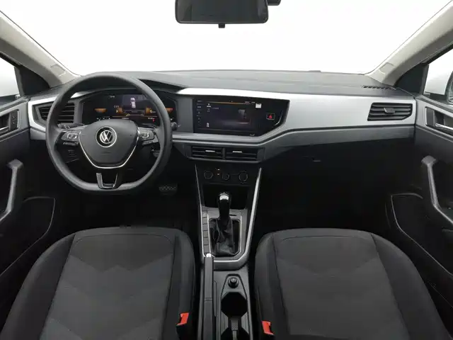 Volkswagen Polo 2023 Facelift Plus 1.5L Auto Joyful Living Edition — фото 5
