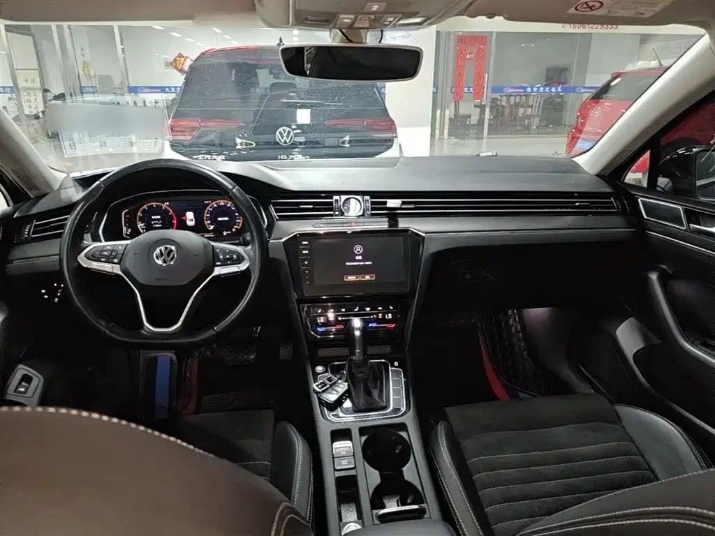 Volkswagen Magotan 2020 330TSI DSG Luxury фото 6