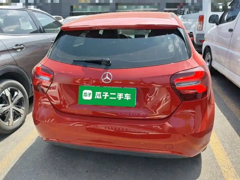 Mercedes-Benz A-Class (Import) 2018 A 200 Sport фото 4