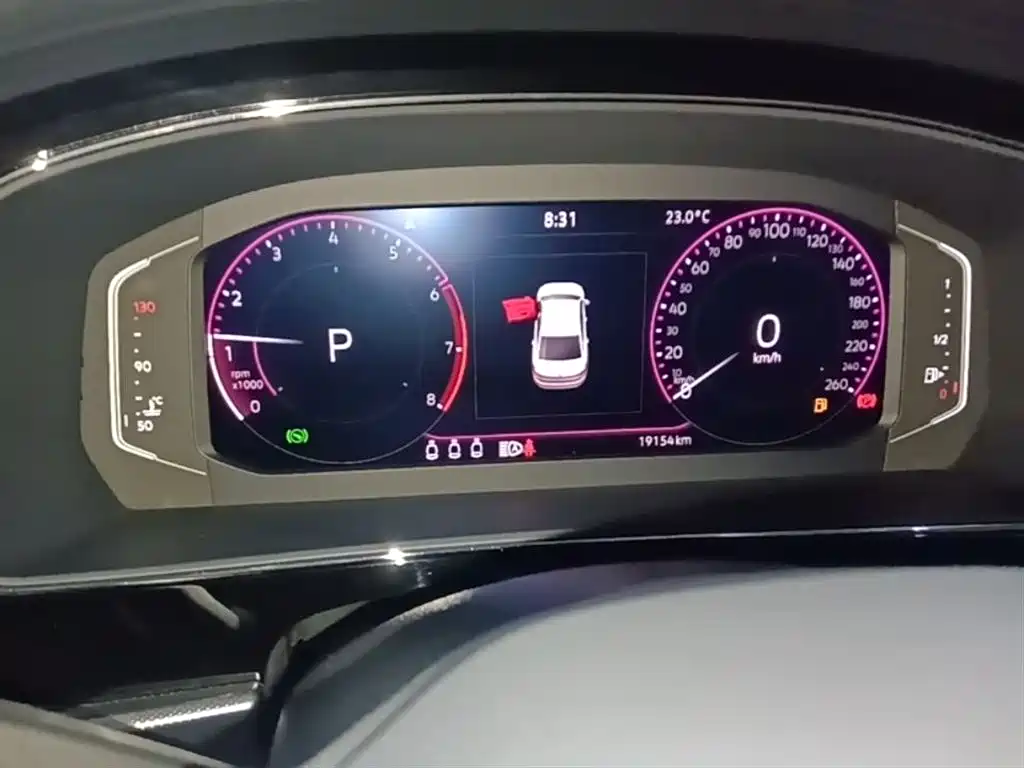 Volkswagen Passat 2024 380TSI Dragon Glory Edition фото 12