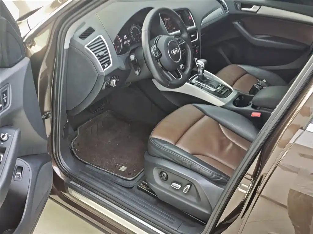 Audi Q5 2016 40 TFSI Technology Model фото 18