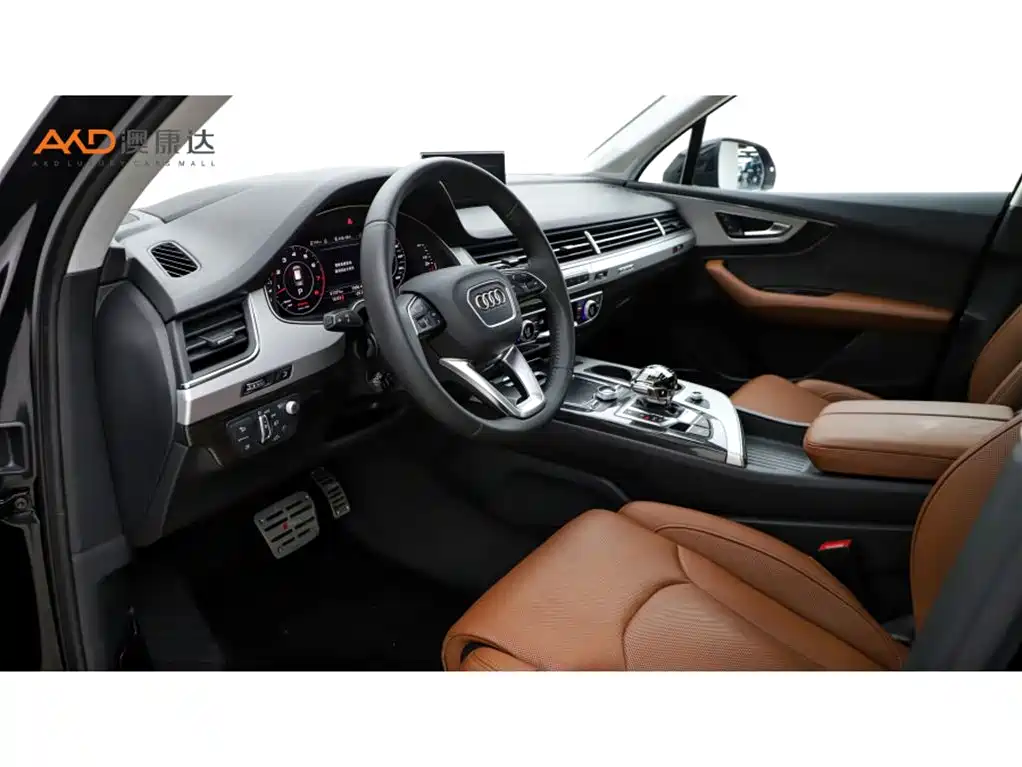 Фото 6 - Audi Q7