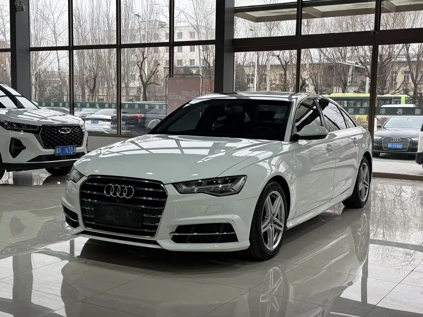 Audi A6L 2018 30th Anniversary 30 FSI Style