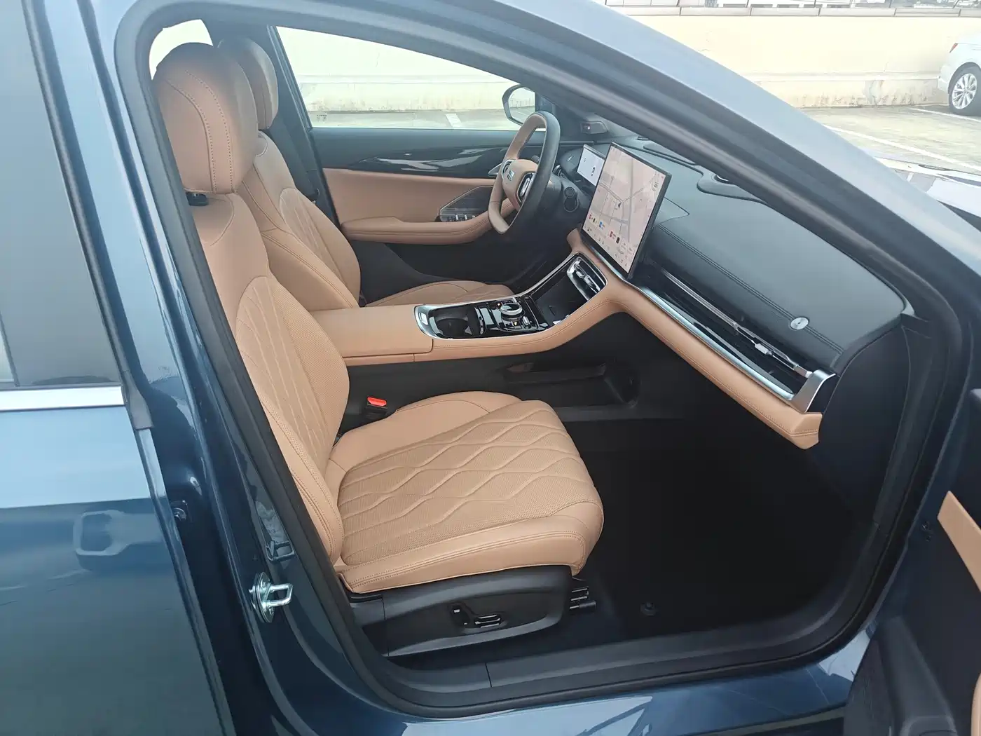 Geely Galaxy Galaxy A7 2025 EM-i фото 4