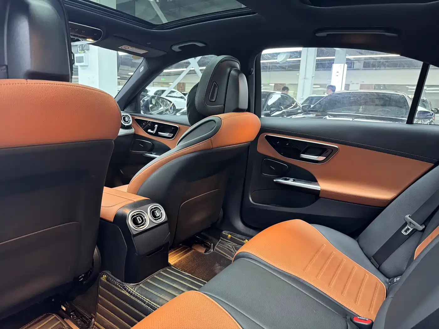 Mercedes-Benz C-Class 2024 C 260 L Sport фото 8