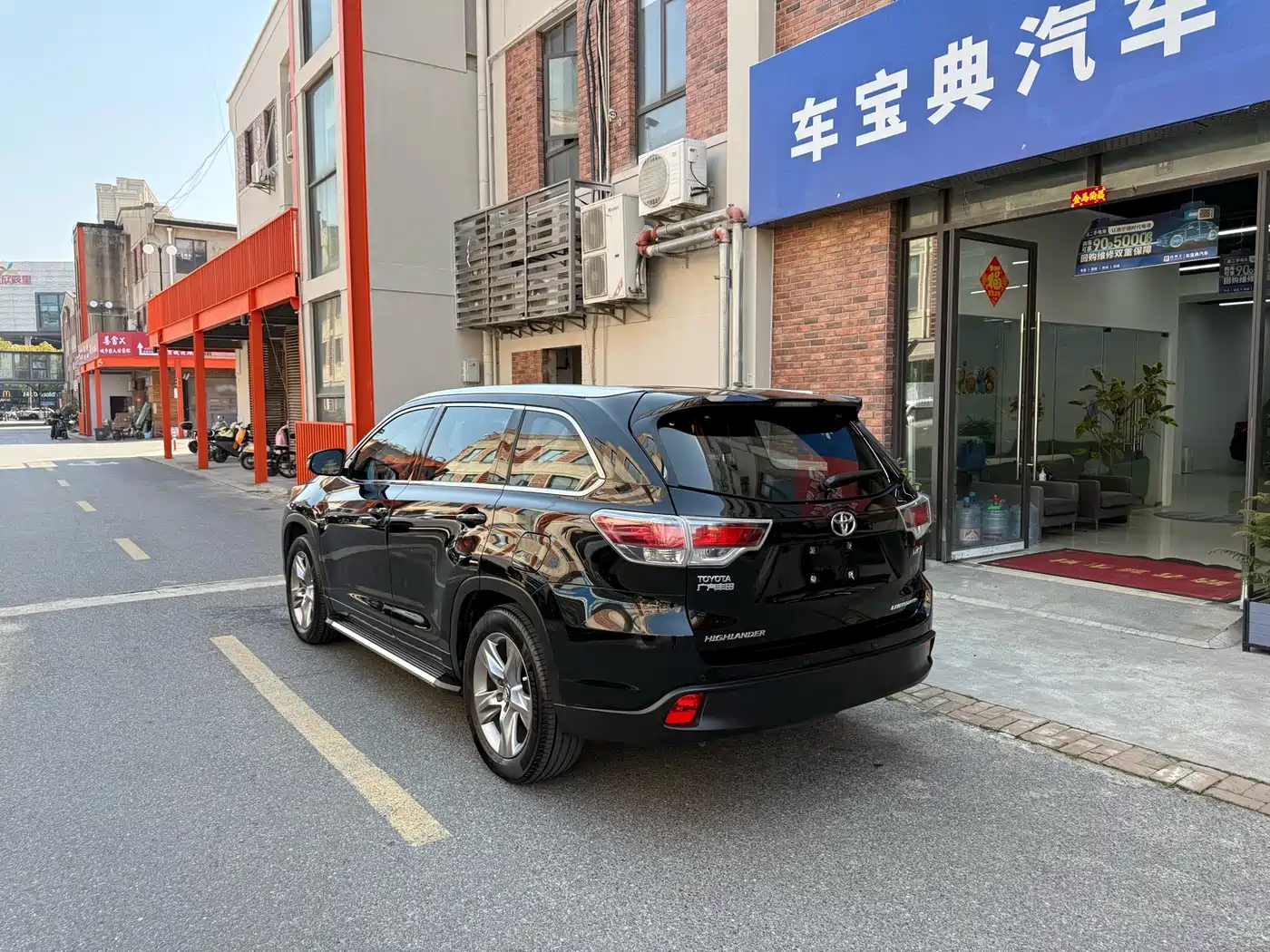Toyota Highlander 2015 2.0T AWD Ultimate Edition 7-seater фото 15