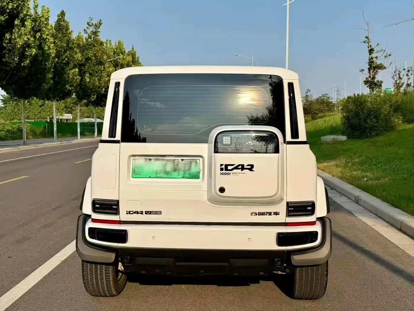 Photo 8 - iCAR V23