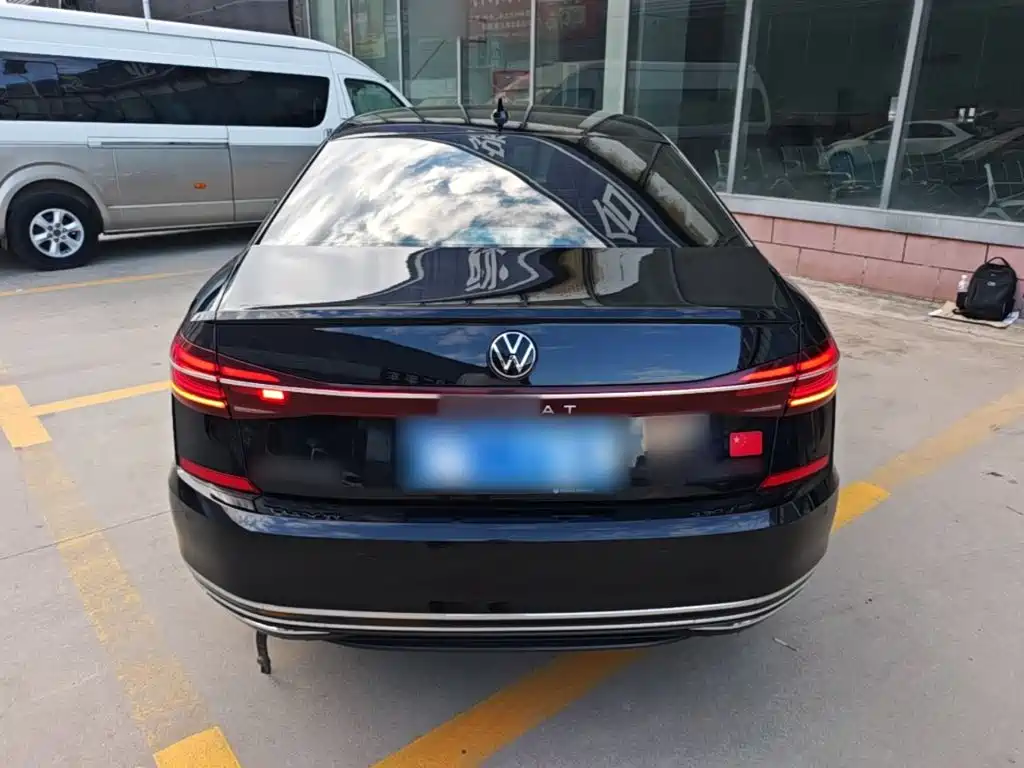 Фото 6 - Volkswagen Passat